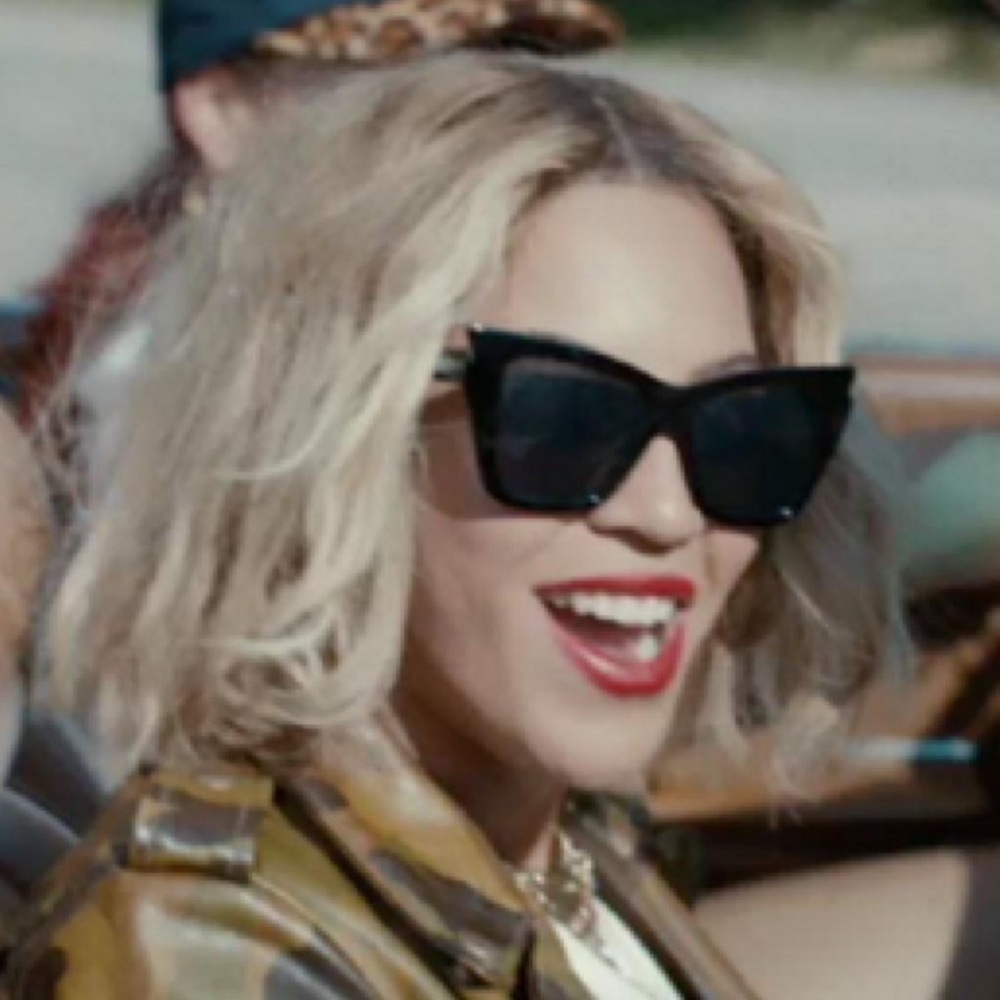 Le Spec Black Cat-Eye Sunglasses - Beyoncé